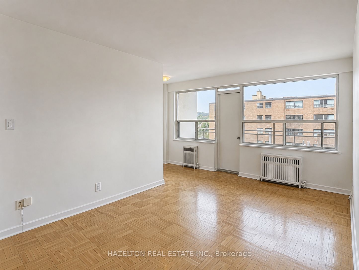 206 St George Street 604, Toronto, ON M5R 2N6 photo 2