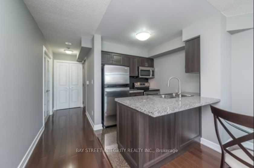 16 Harrison Garden Boulevard 2101, Toronto, ON M2N 7J6 photo 2