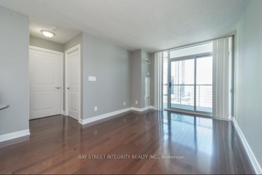 16 Harrison Garden Boulevard 2101, Toronto, ON M2N 7J6 photo 4