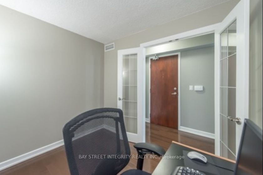 16 Harrison Garden Boulevard 2101, Toronto, ON M2N 7J6 photo 5