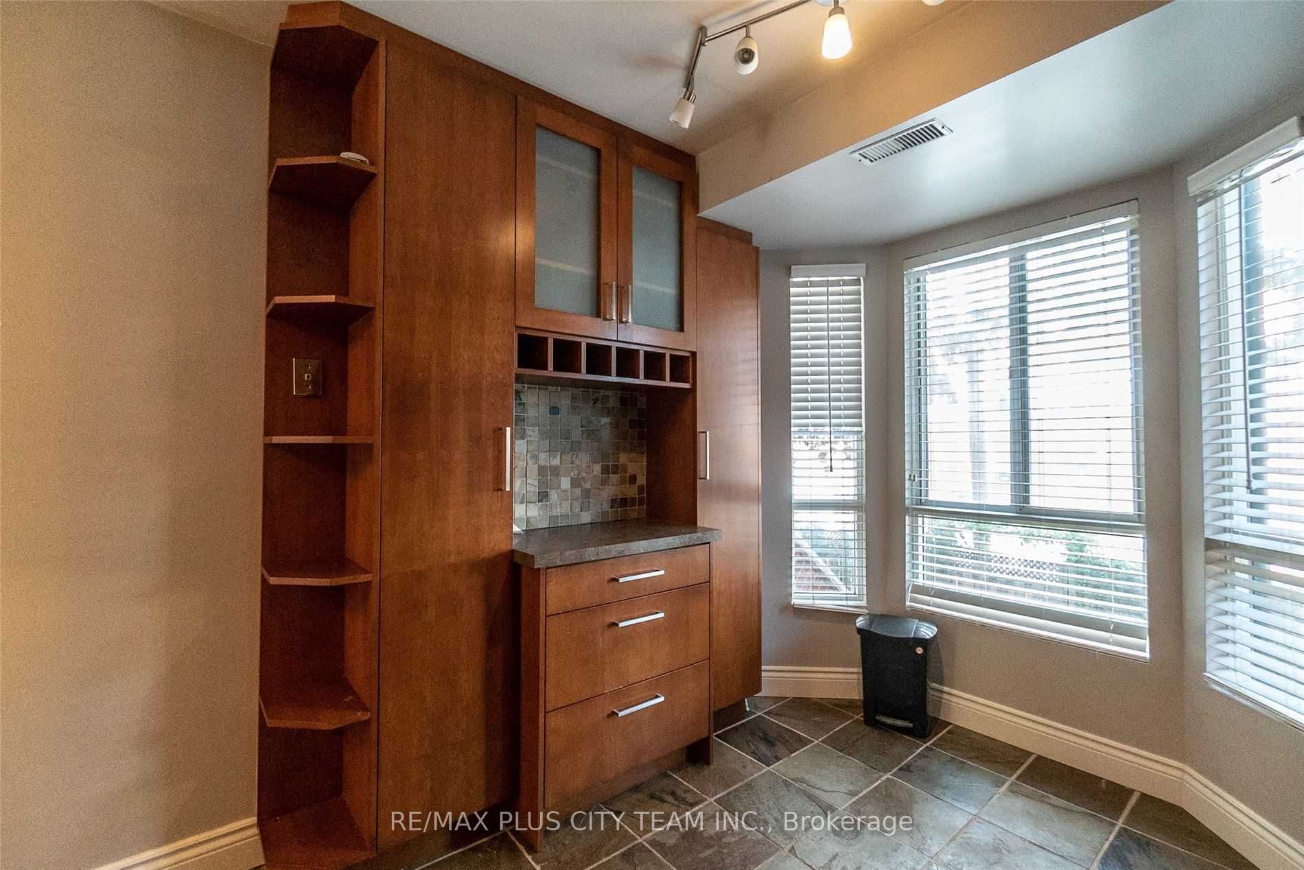 801 King Street W Th 8C, Toronto, ON M5V 3C9 photo 4