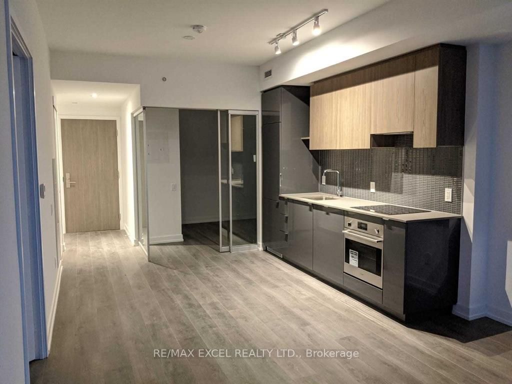 161 Roehampton Avenue 2706, Toronto, ON M4P 0C8 photo 2