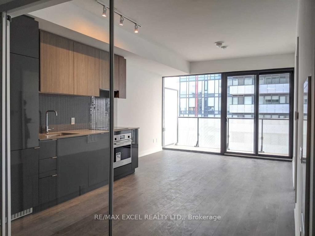 161 Roehampton Avenue 2706, Toronto, ON M4P 0C8 photo 5