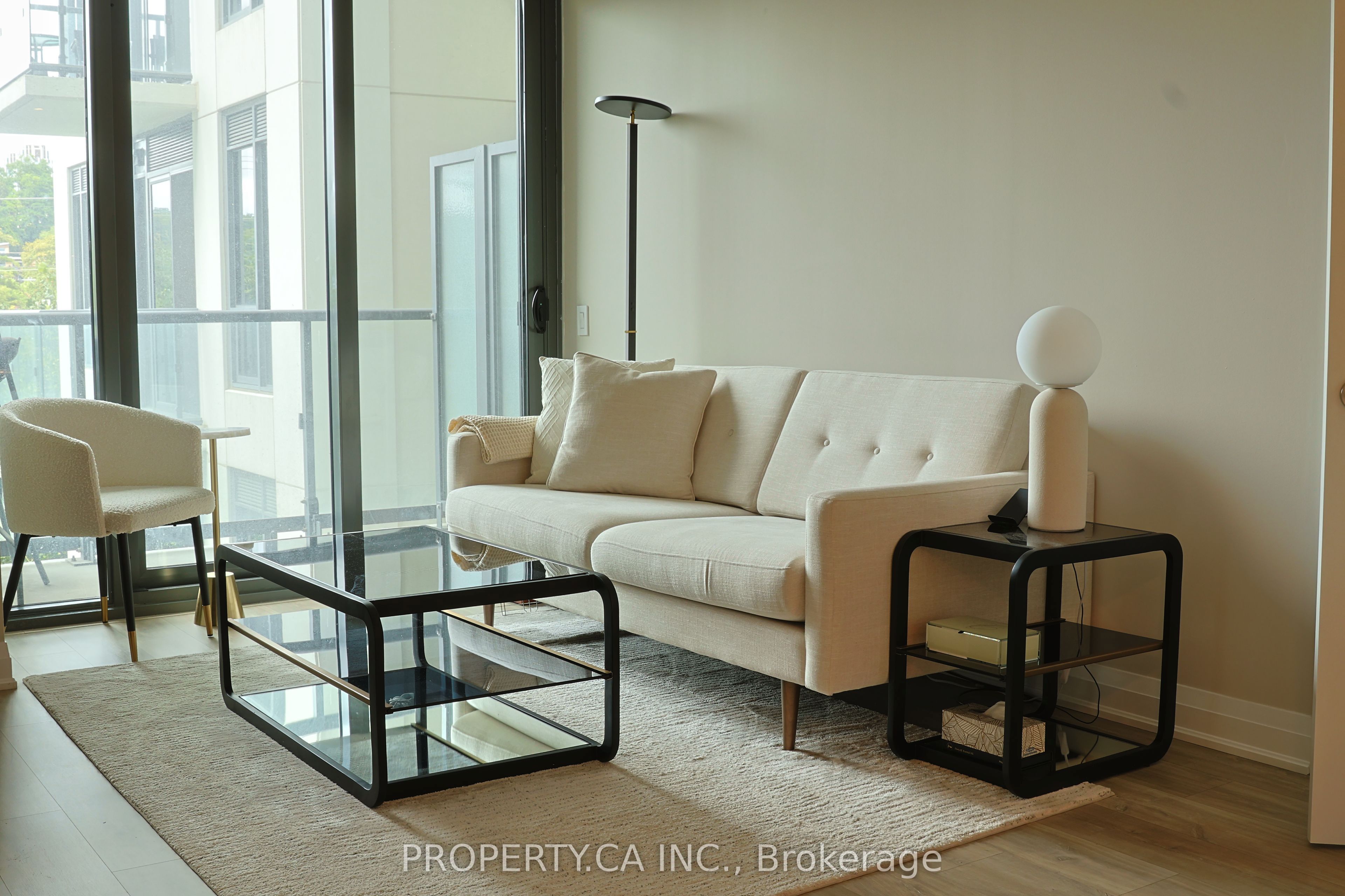 280 Howland Avenue 424, Toronto, ON M5R 0C3 photo 4