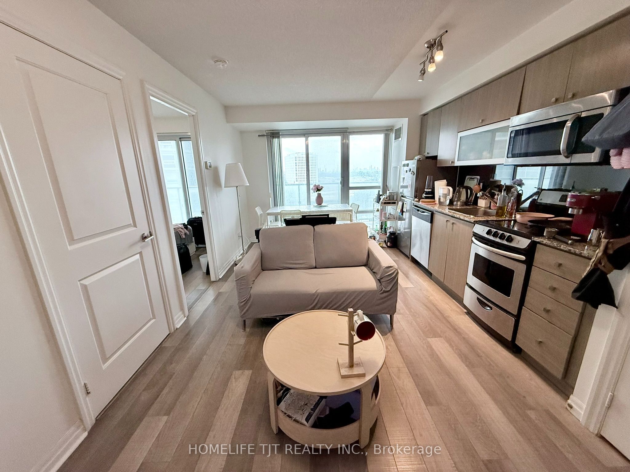 2015 Sheppard Avenue E 601, Toronto, ON M2J 0B3 photo 5