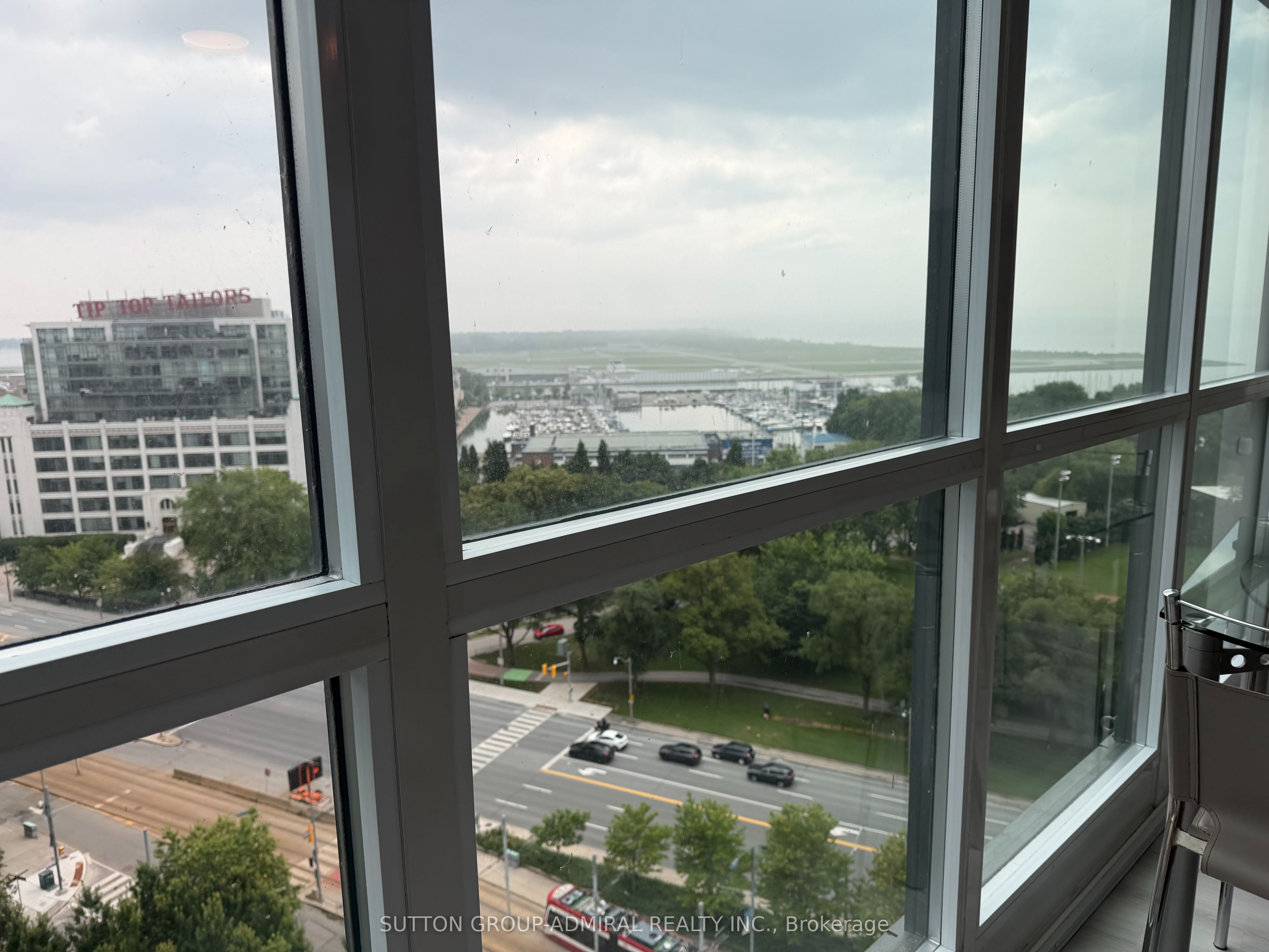 215 Fort York Boulevard 1602, Toronto, ON M5V 4A2 photo 5