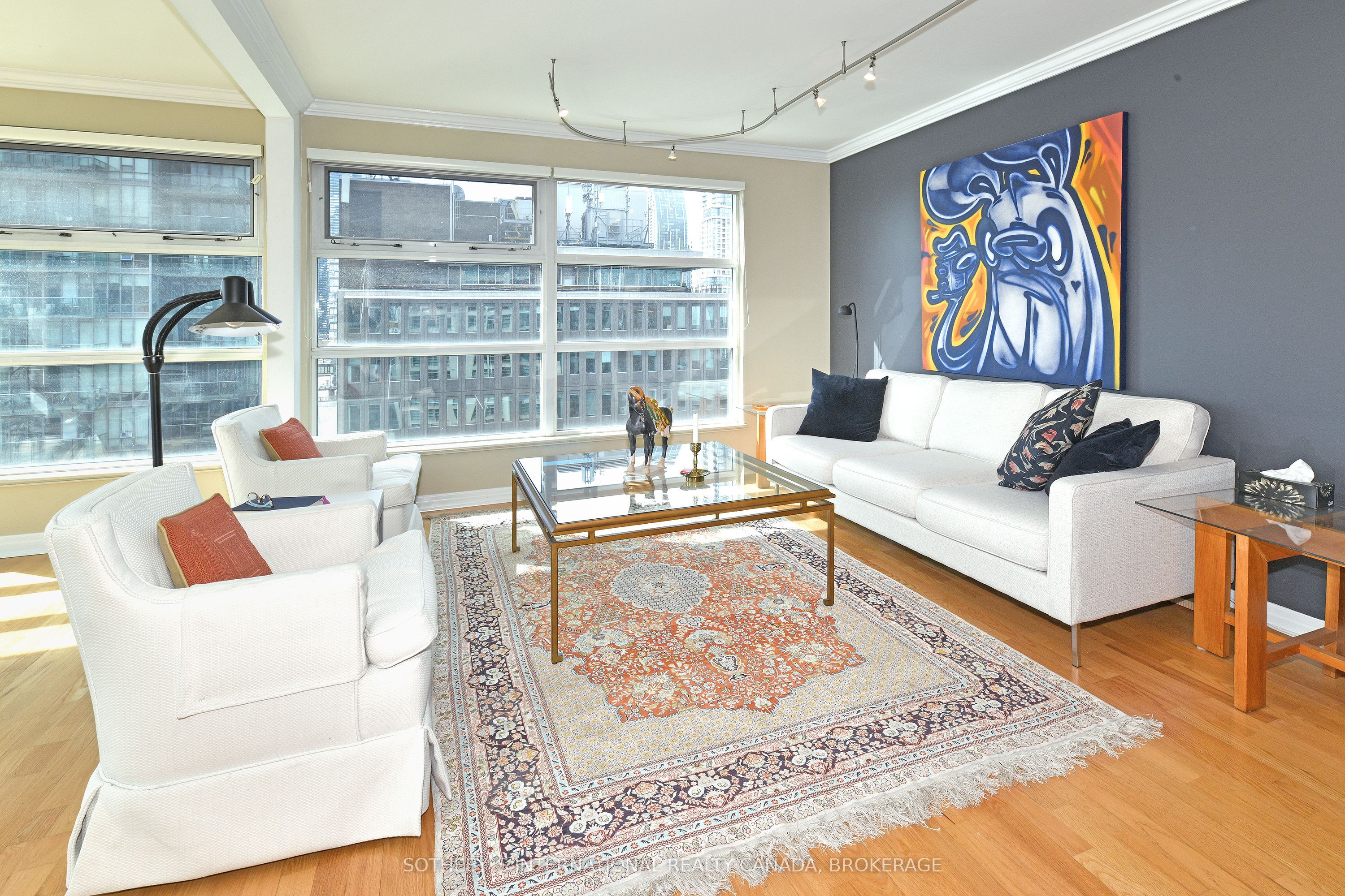 50 Lombard Street 1802, Toronto, ON M5C 2X4 photo 3