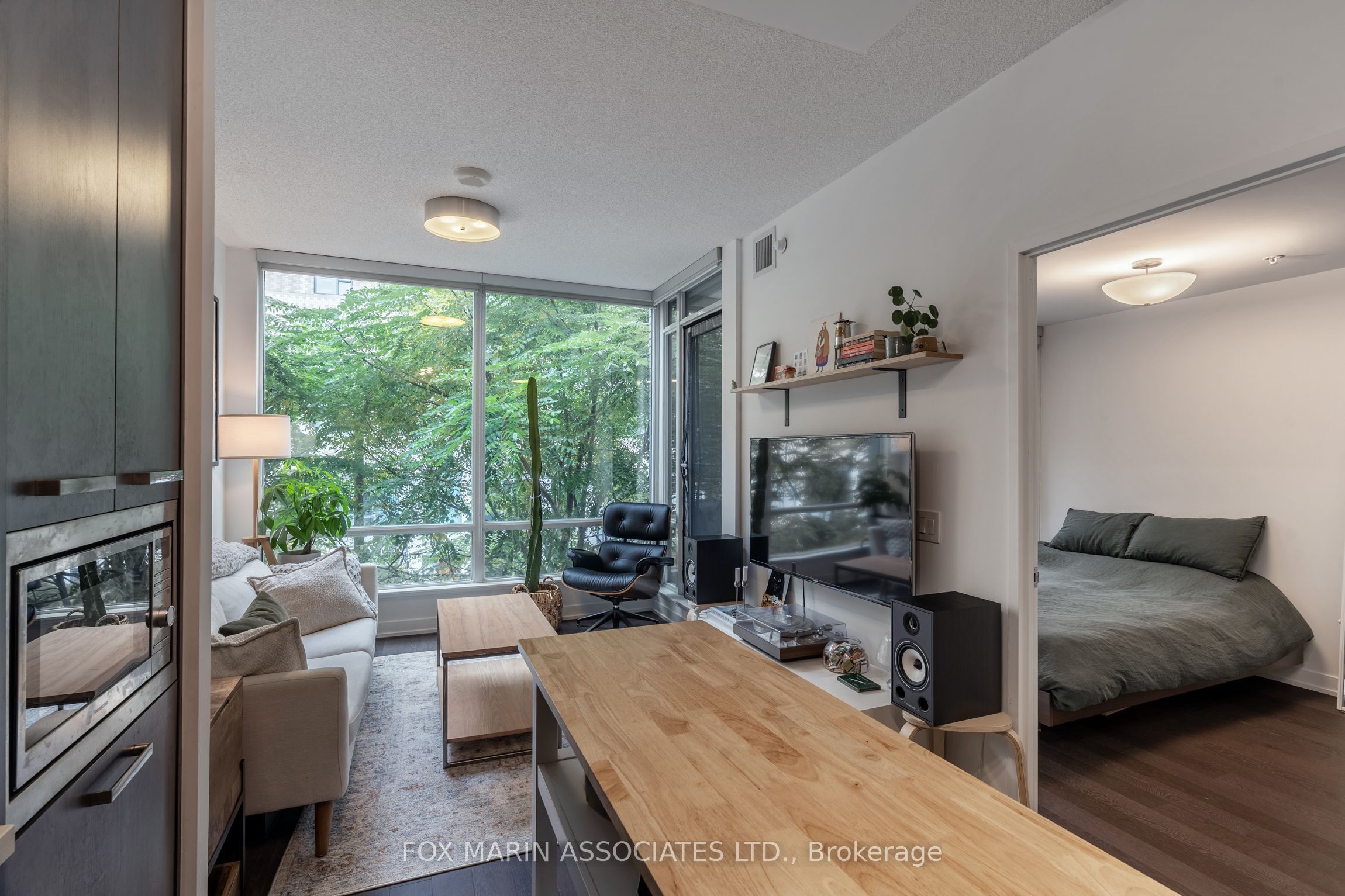 455 Front Street E N215, Toronto, ON M5A 0G2 photo 2