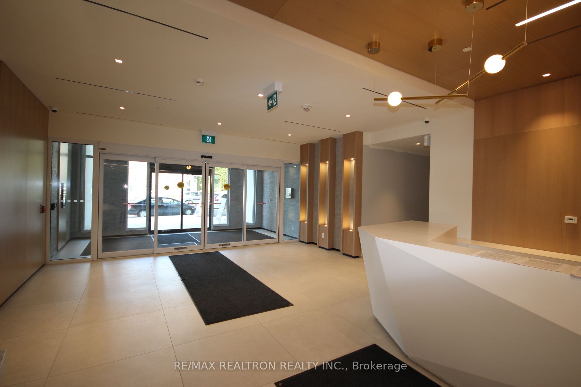 5 Defries Street 622, Toronto, ON M5A 0W7 photo 5
