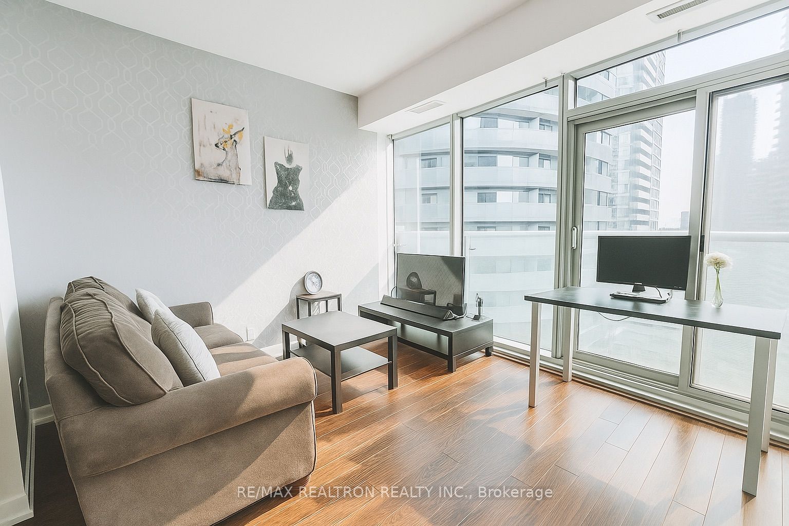 12 York Street 3301, Toronto, ON M5J 2Z2