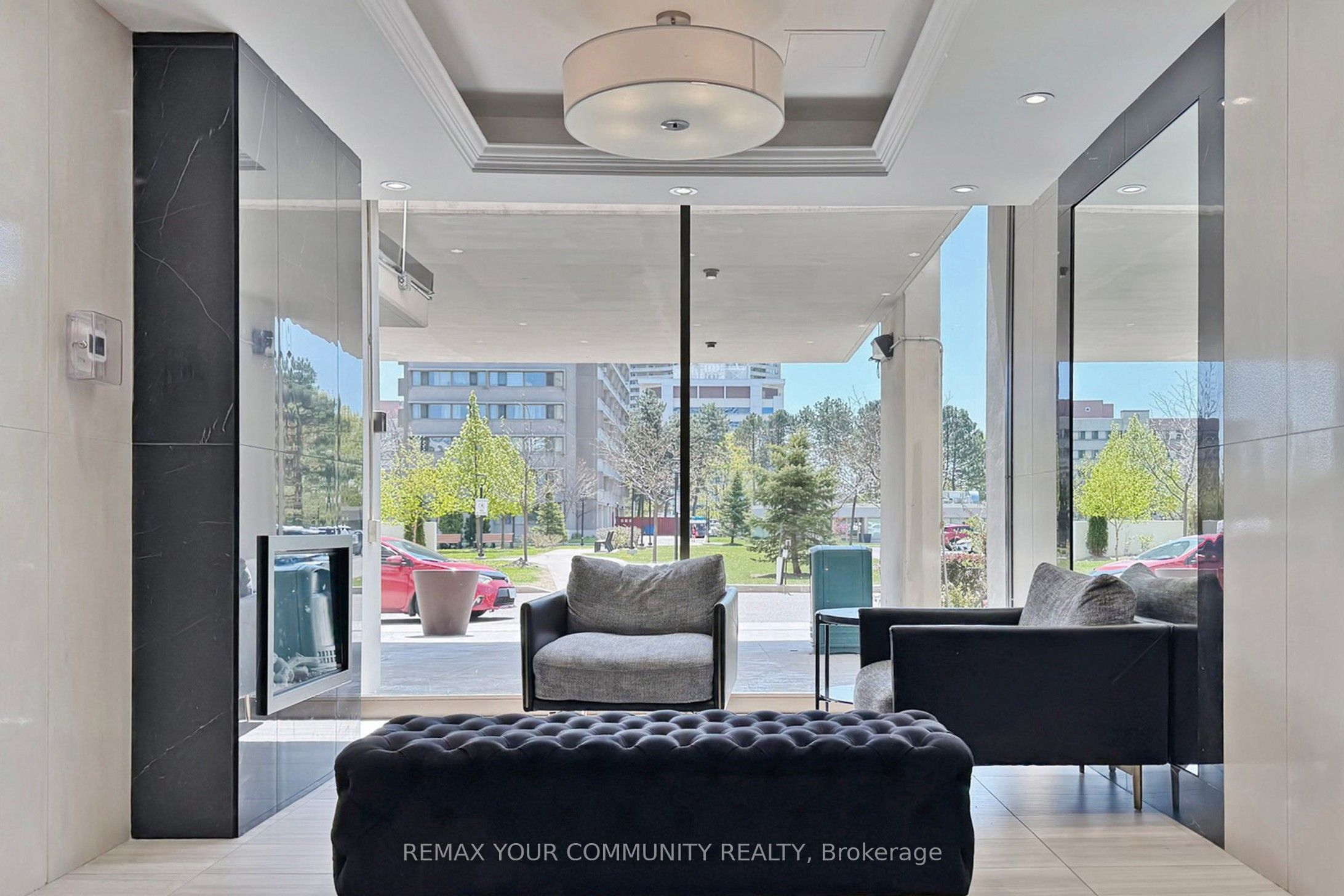 735 Don Mills Road 2108, Toronto, ON M3C 1T1 photo 3