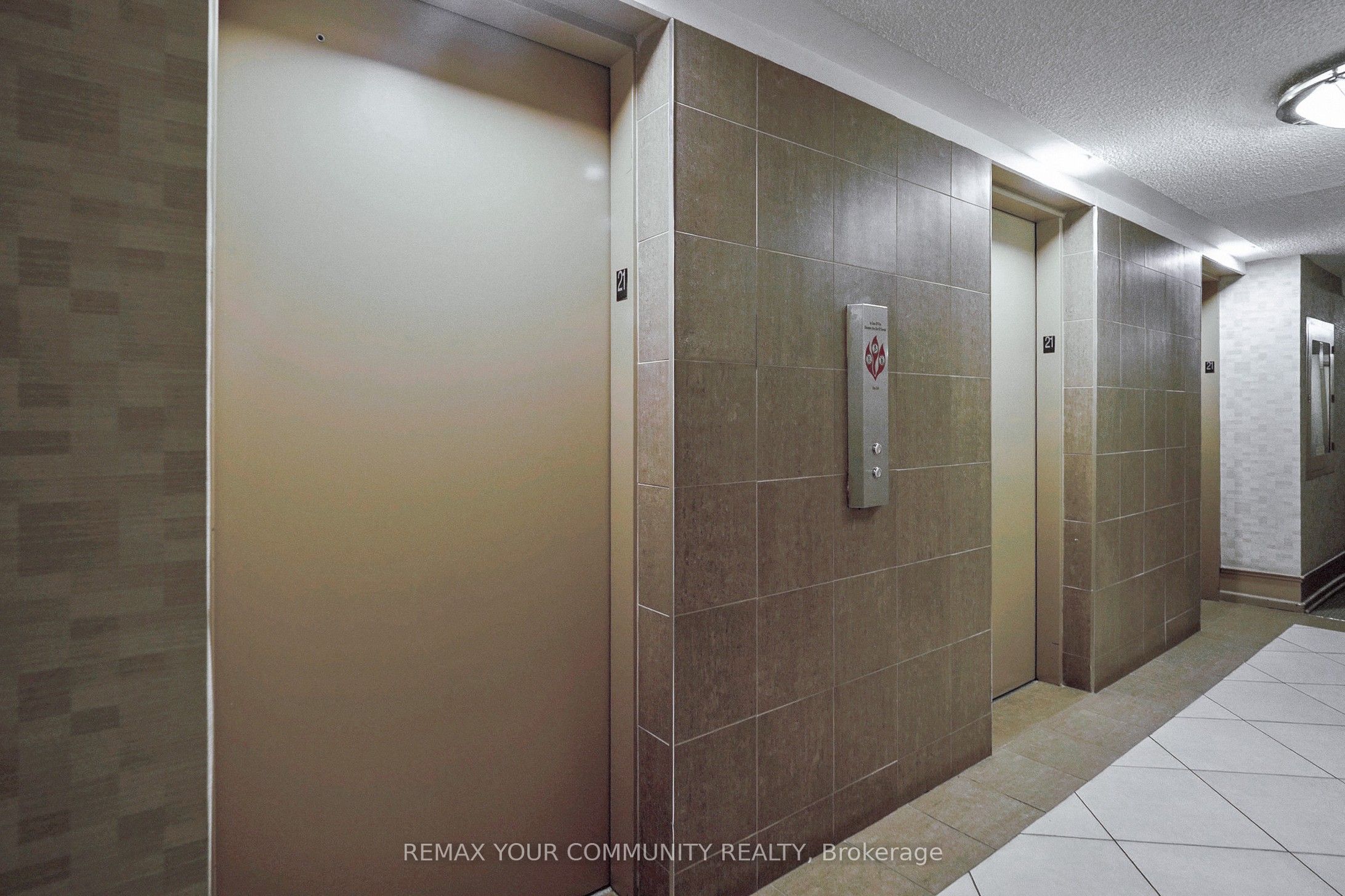 735 Don Mills Road 2108, Toronto, ON M3C 1T1 photo 4