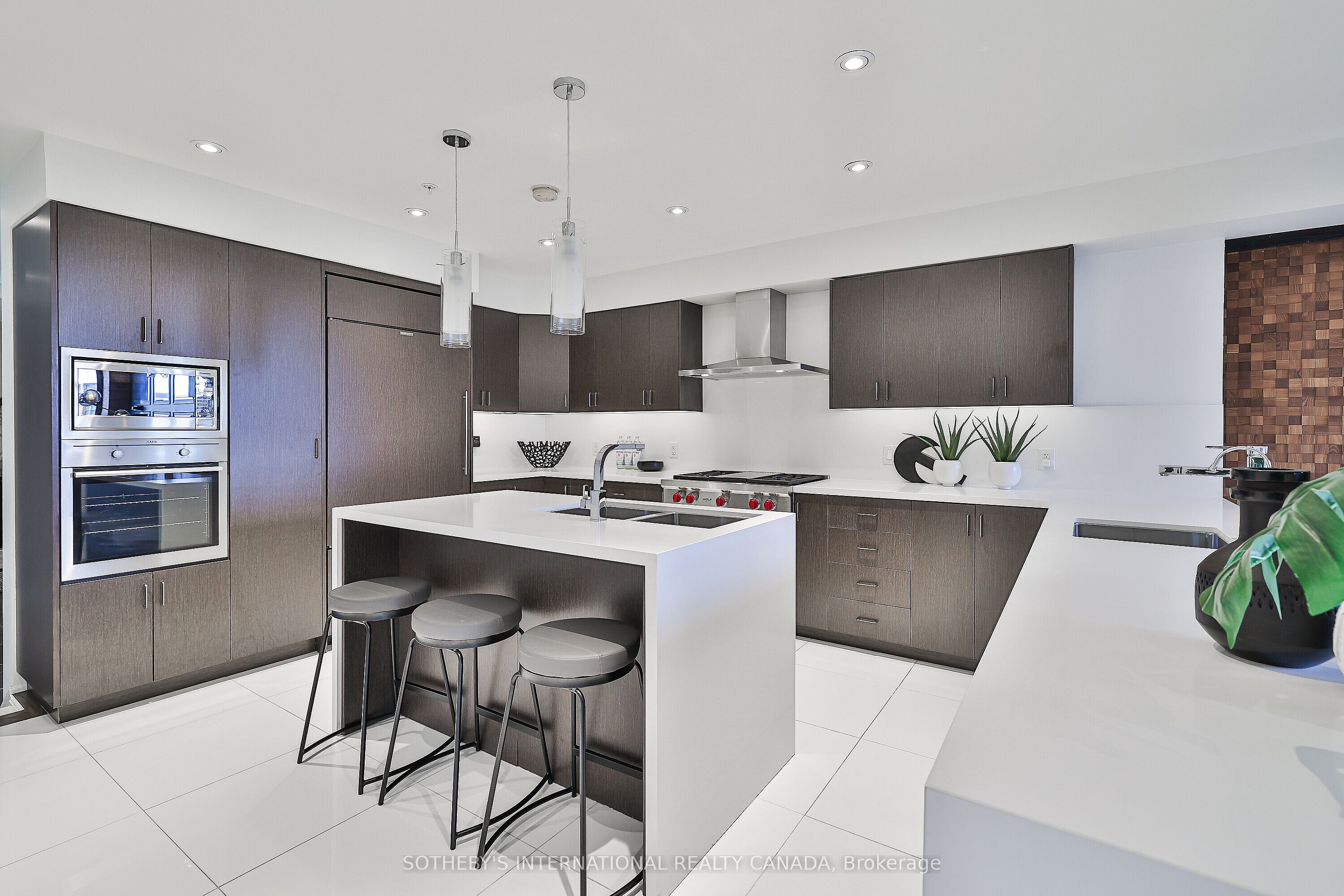 43 Hanna Avenue 441, Toronto, ON M6K 1X1 photo 5