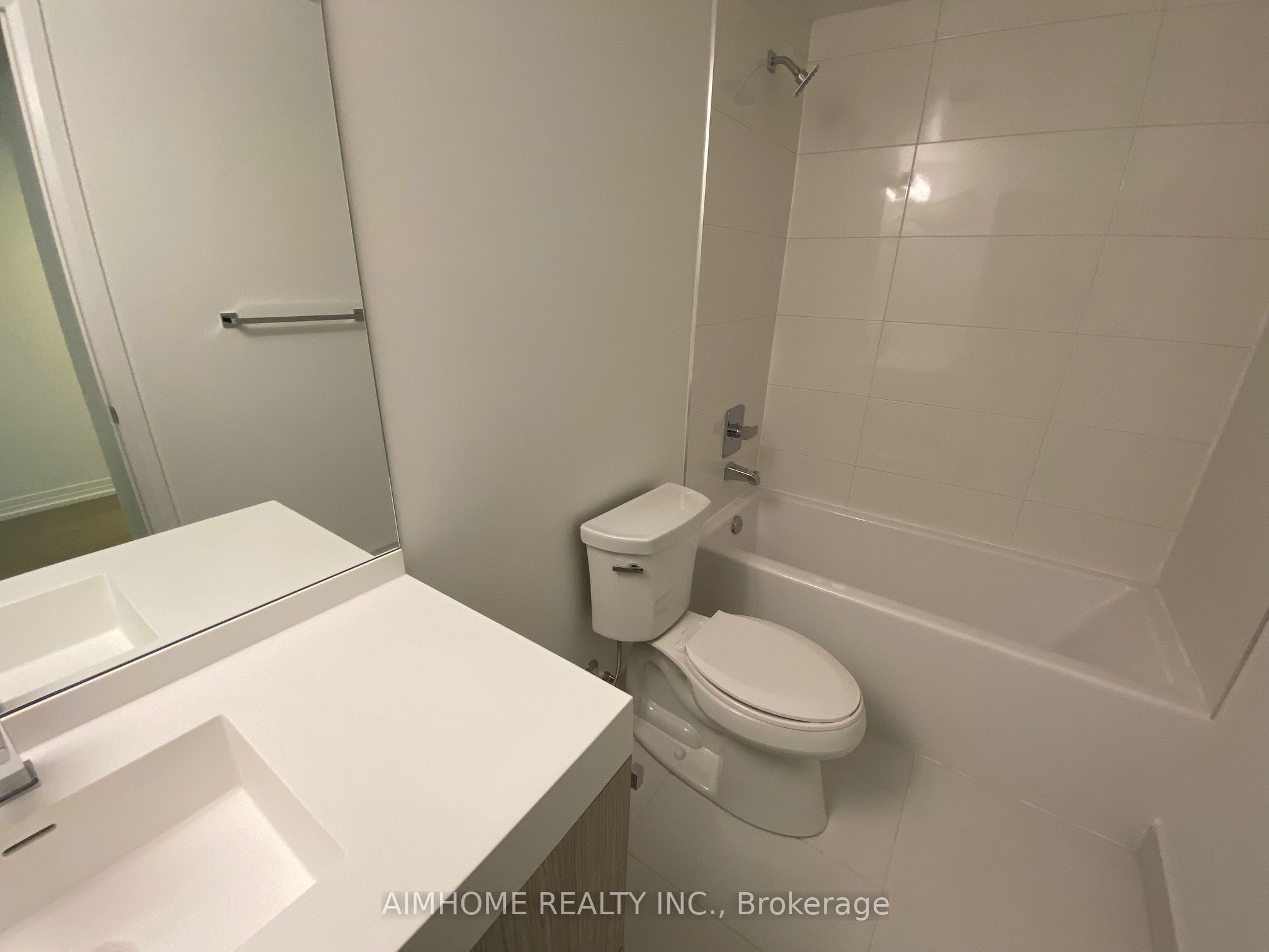 251 Jarvis Street 834, Toronto, ON M5A 4R6 photo 5