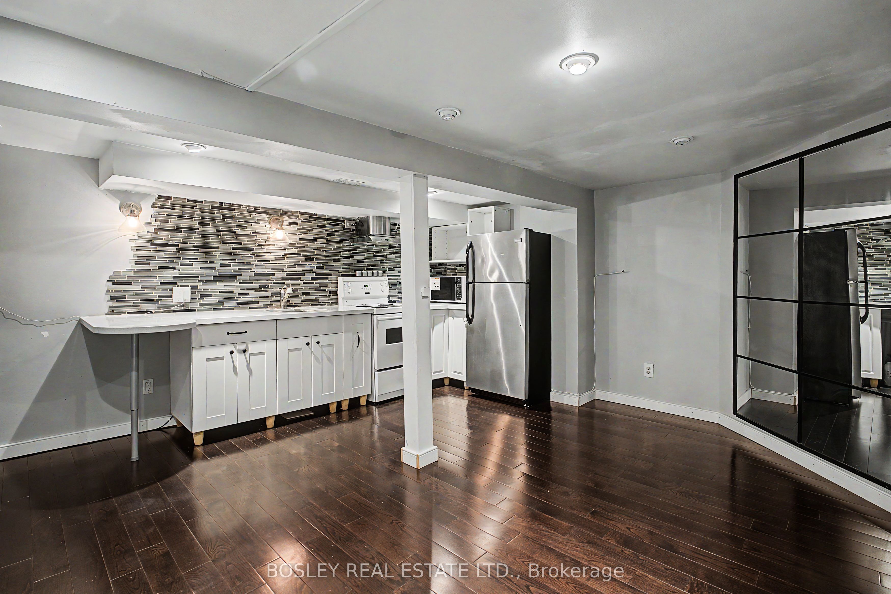 254 Broadway Avenue Lower, Toronto, ON M4P 1V9 photo 4