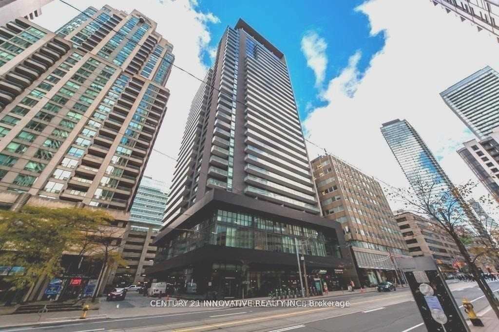 770 Bay Street 1610, Toronto, ON M5G 1N6