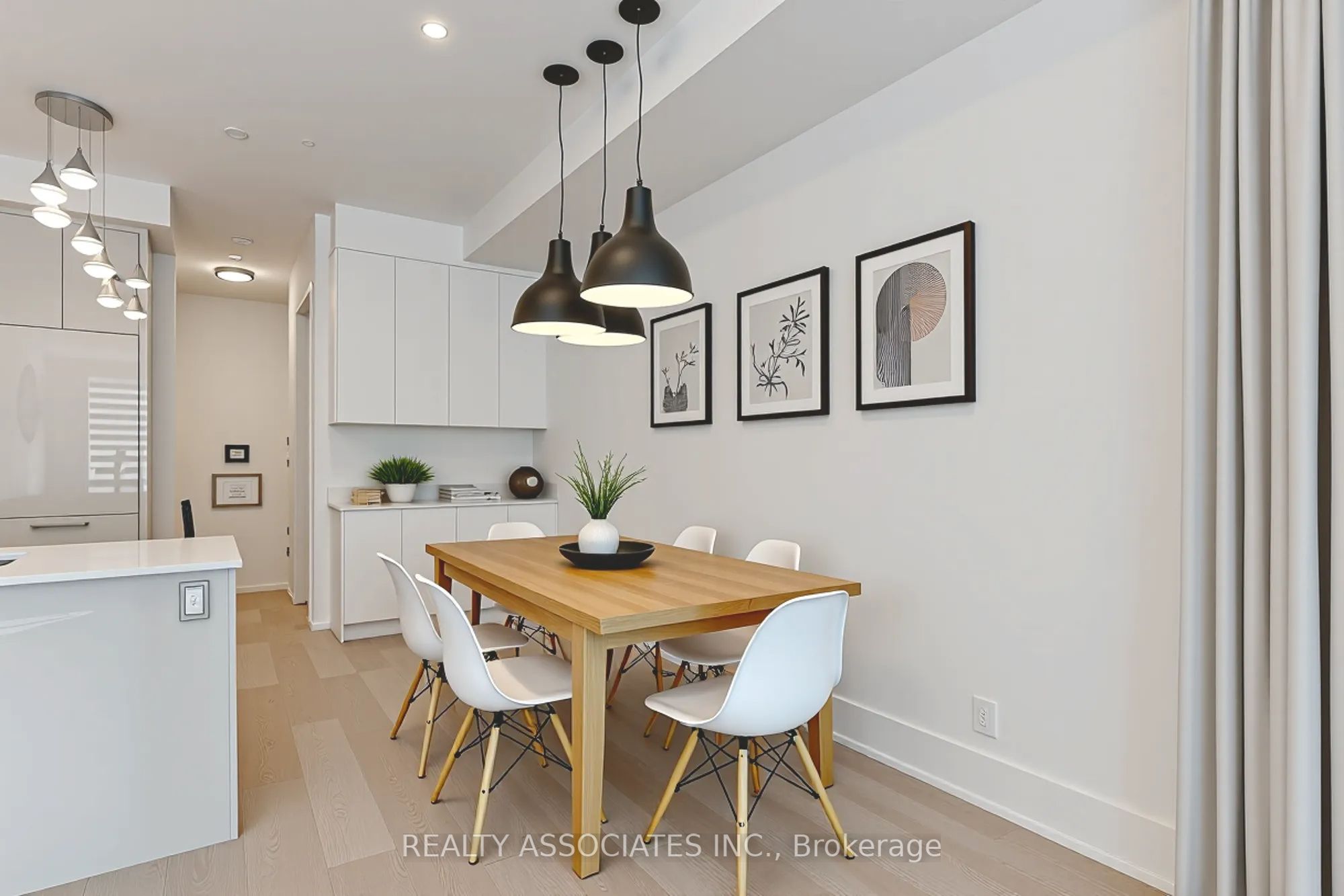 270 Davenport Road TH3, Toronto, ON M5R 0C1 photo 5