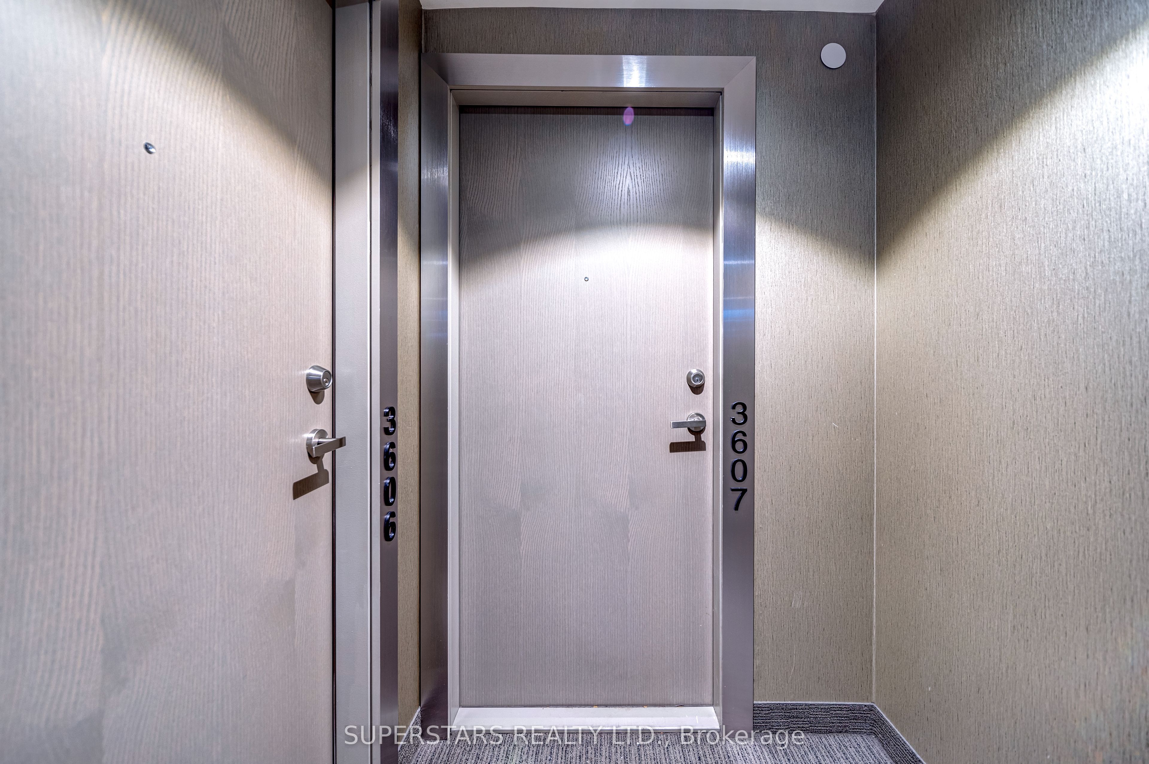 88 Harbour Street 3607, Toronto, ON M5J 1B7 photo 3