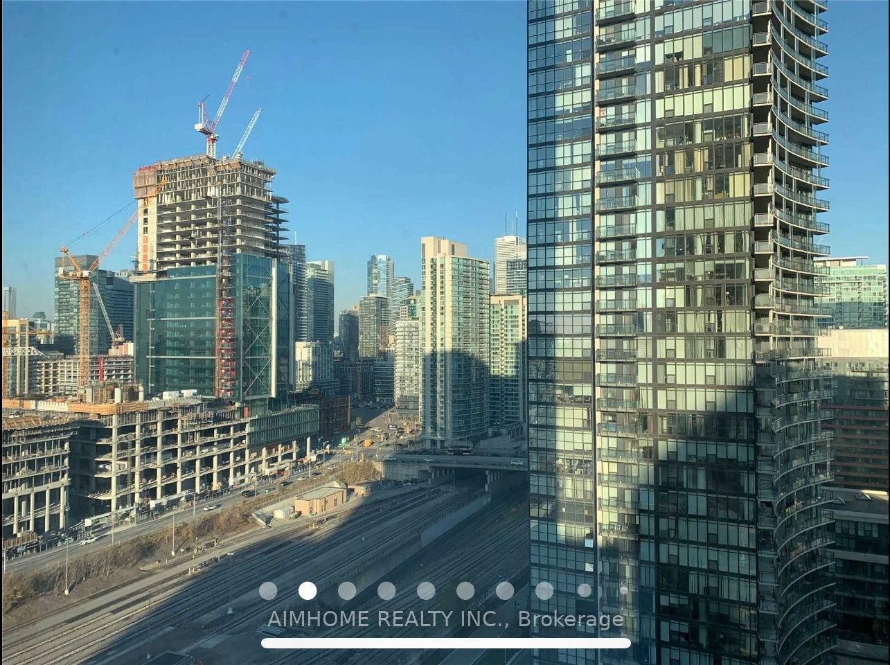 15 Iceboat Terrace 2206, Toronto, ON M5V 4A5 photo 2