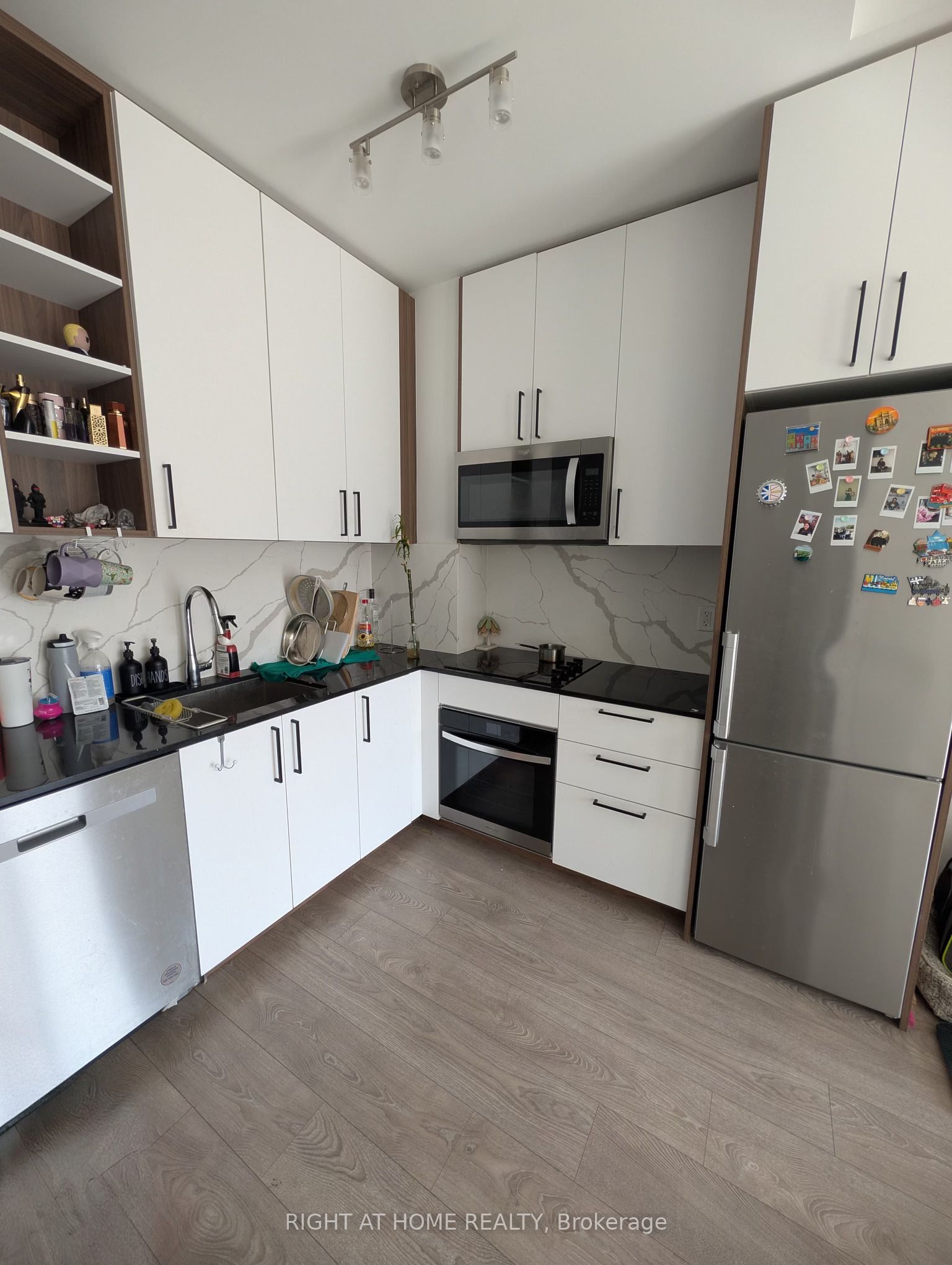 543 Richmond Street W LPH15, Toronto, ON M5V 0W9 photo 4