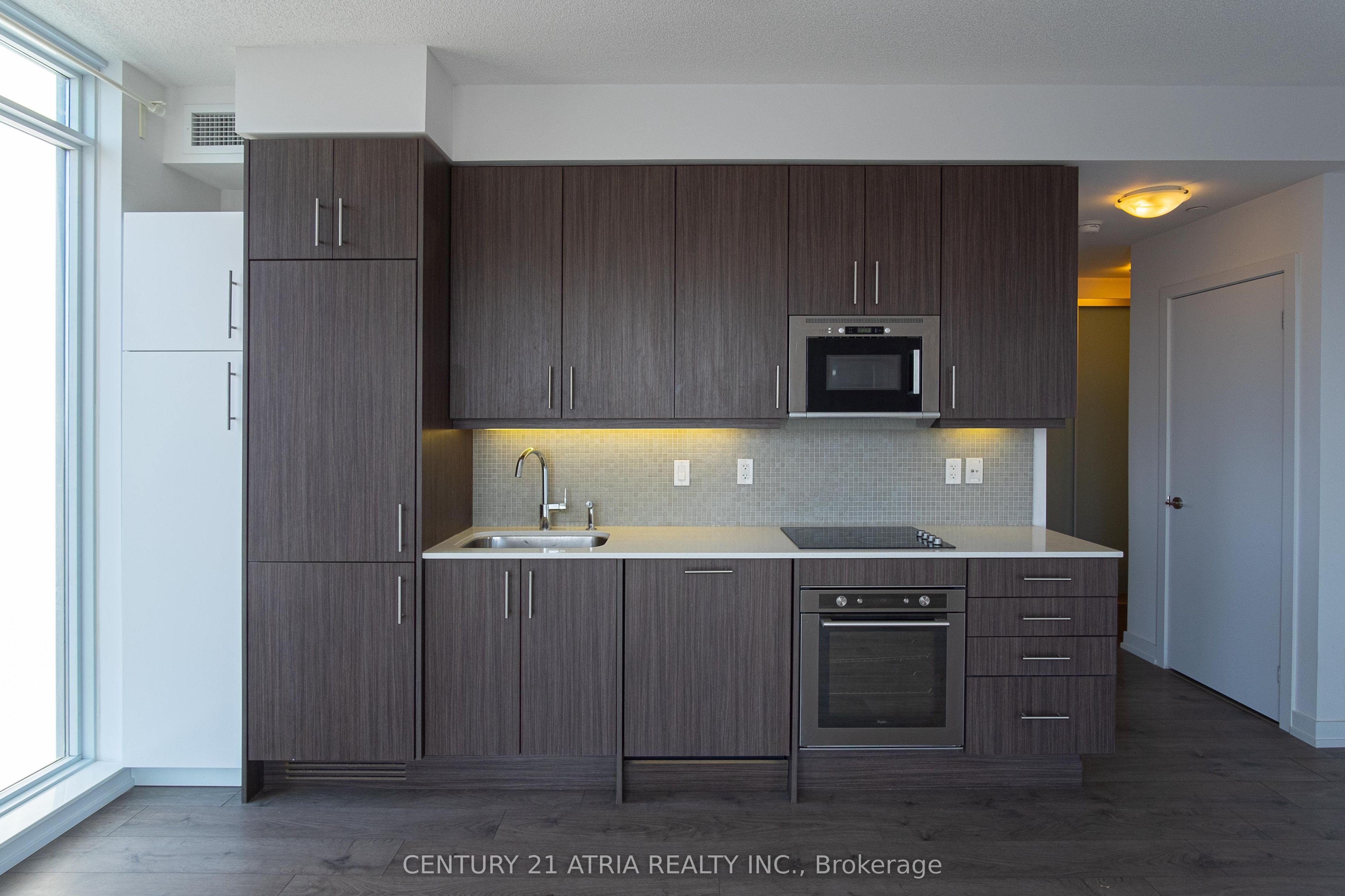 297 College Street 1209, Toronto, ON M5T 1S2 photo 2