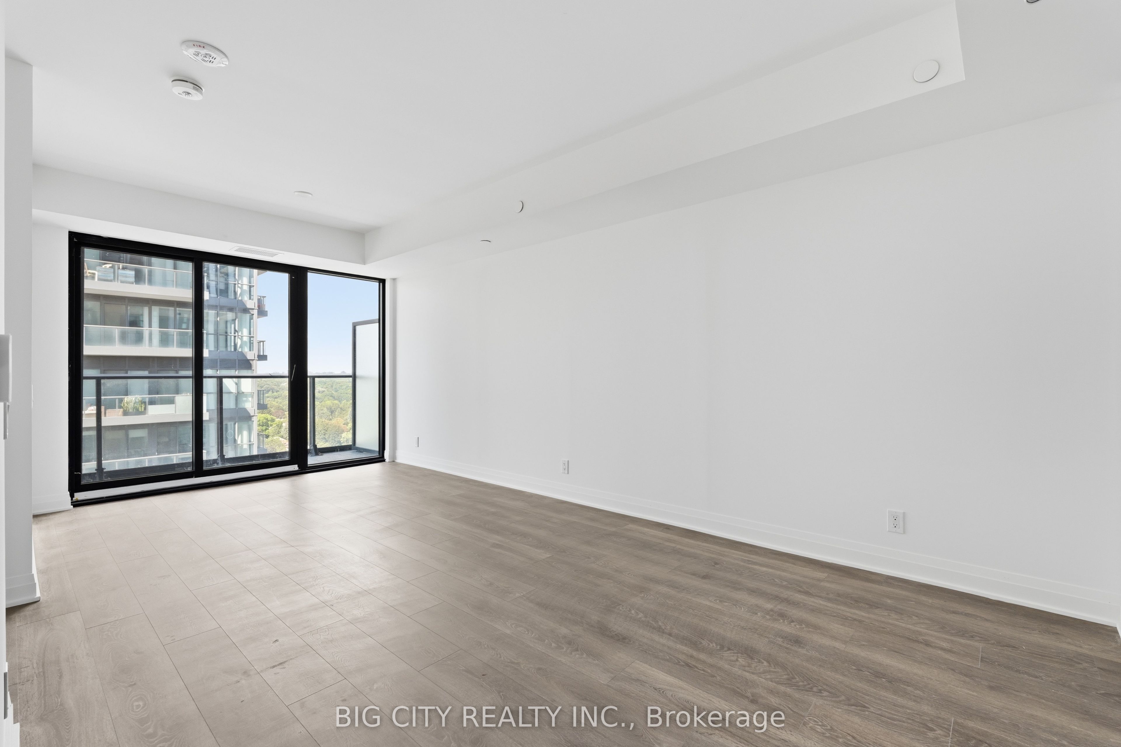 25 Frederick Todd Way 1605, Toronto, ON M4G 0C9 photo 4
