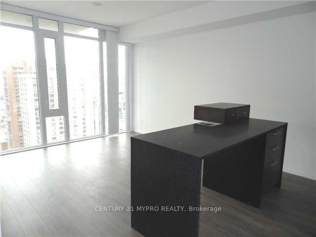 75 St Nicholas Street 2606, Toronto, ON M4Y 0A5 photo 2