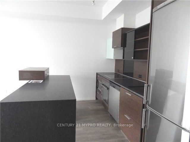 75 St Nicholas Street 2606, Toronto, ON M4Y 0A5 photo 3