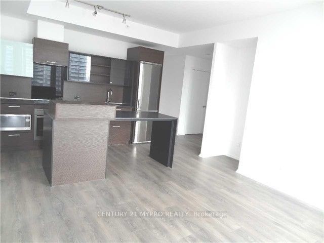 75 St Nicholas Street 2606, Toronto, ON M4Y 0A5 photo 4