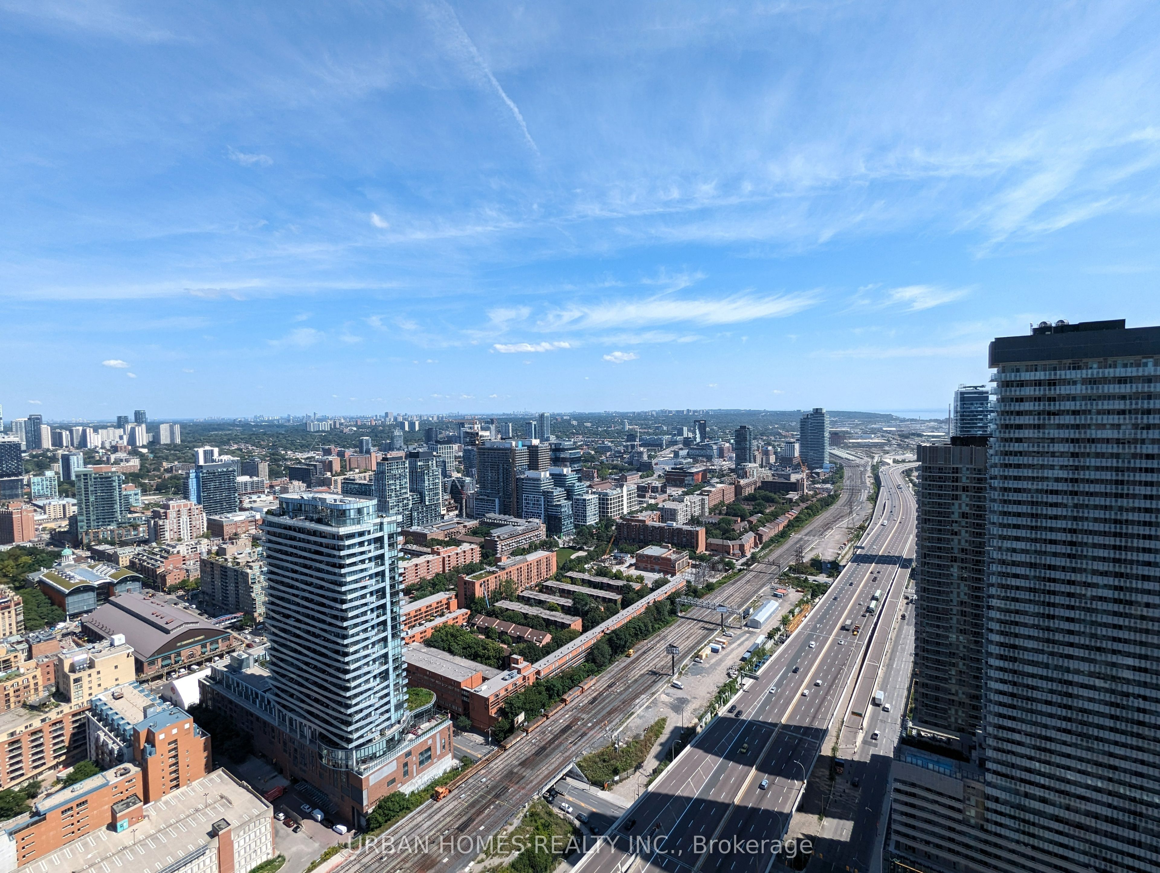 55 Cooper Street 5107, Toronto, ON M5E 0G1 photo 3