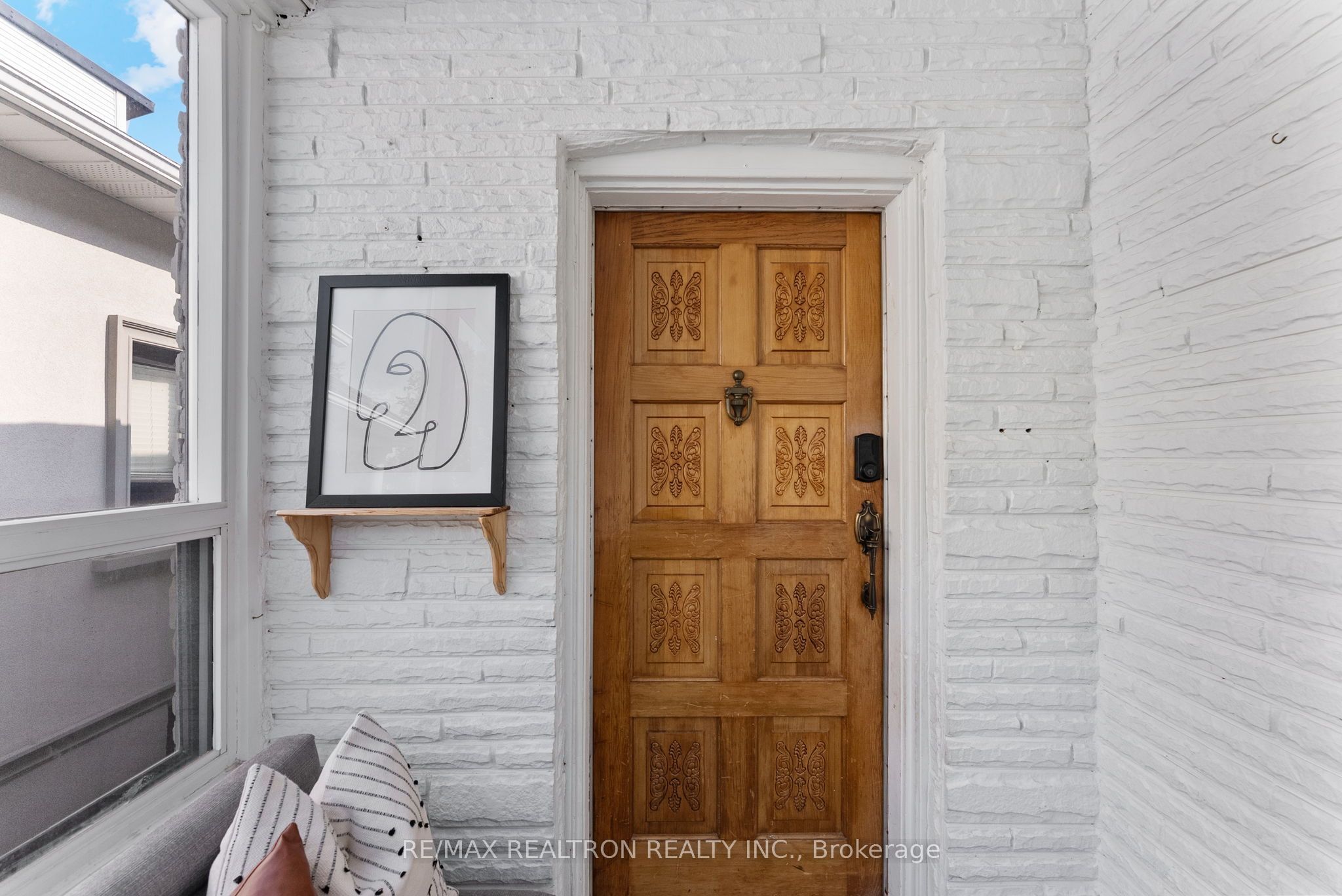 41 Ashbury Avenue, Toronto, ON M6E 1V6 photo 4