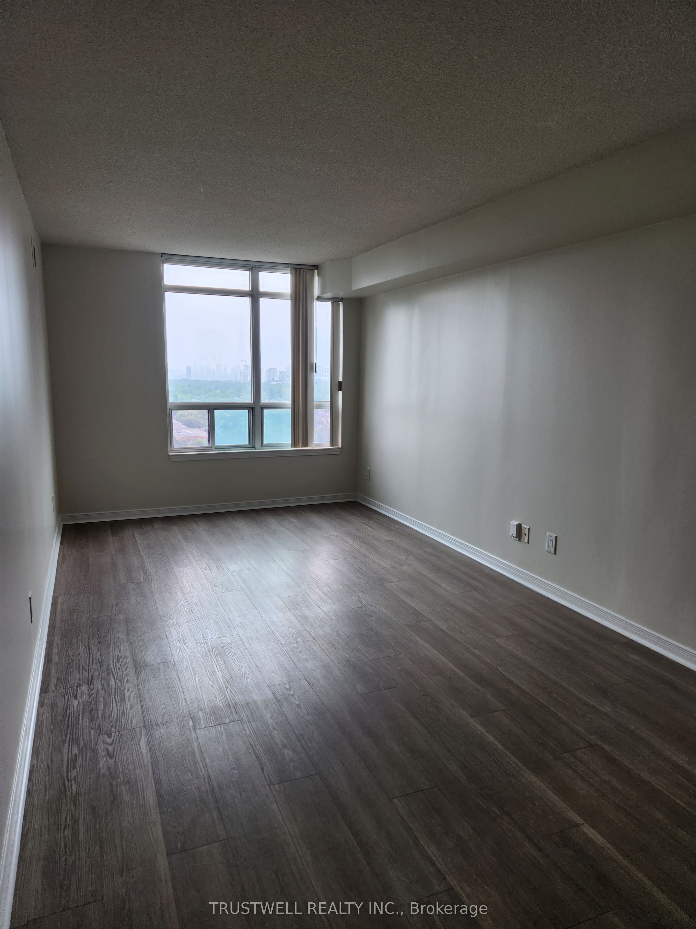 8 Hillcrest Avenue 1508, Toronto, ON M2N 6Y6 photo 3