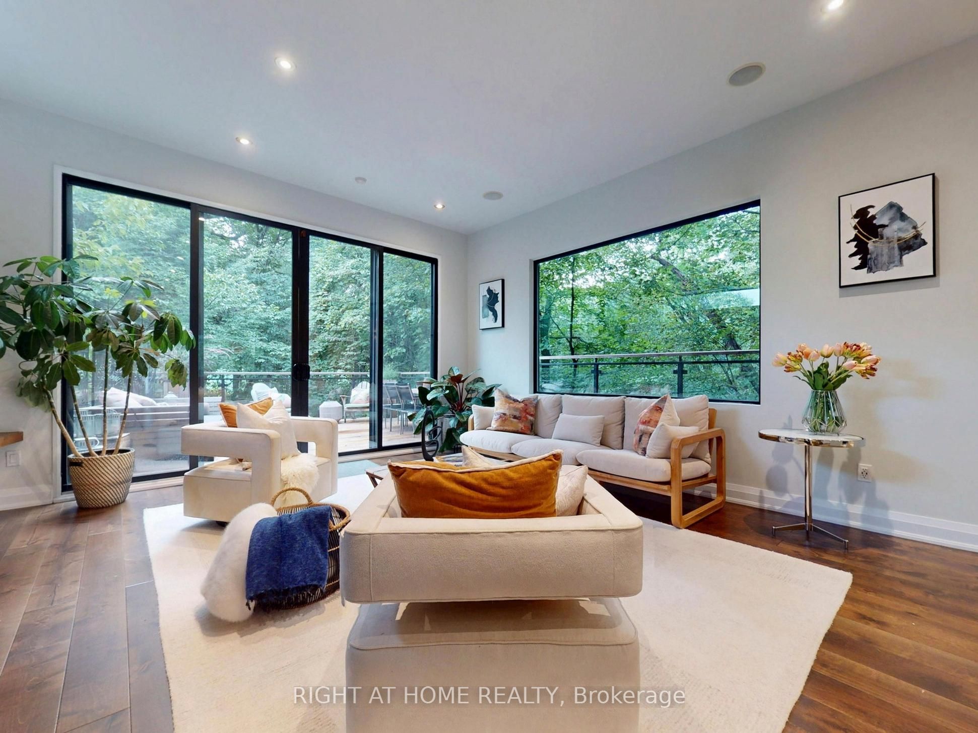 386 Rosewell Avenue, Toronto, ON M4R 2B4 photo 2