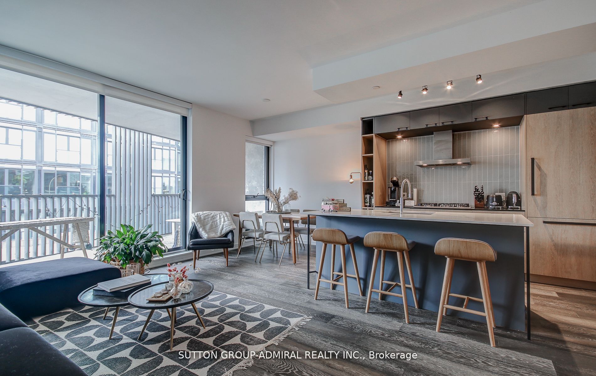 41 Dovercourt Road 602, Toronto, ON M6J 0G6 photo 4