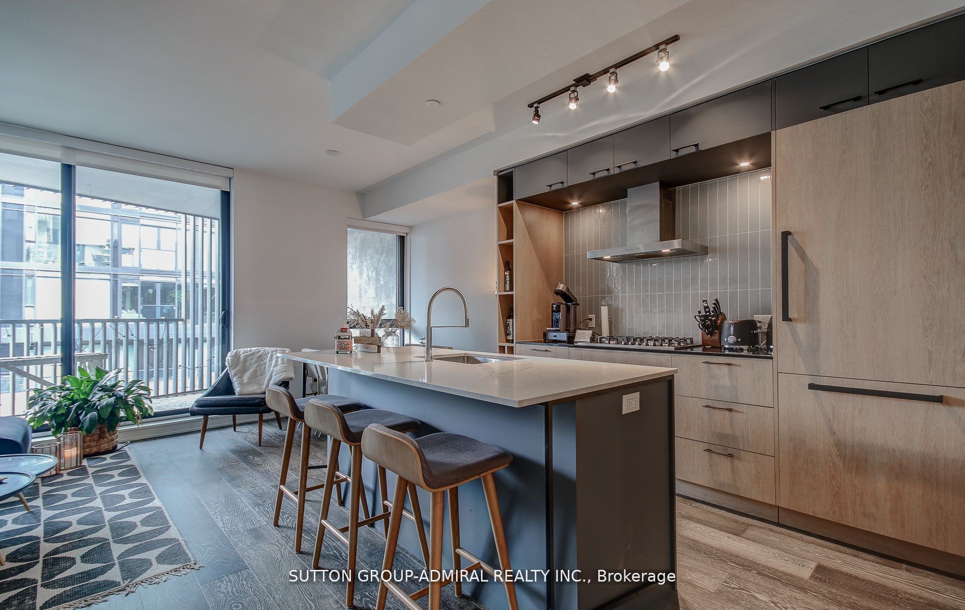 41 Dovercourt Road 602, Toronto, ON M6J 0G6 photo 5