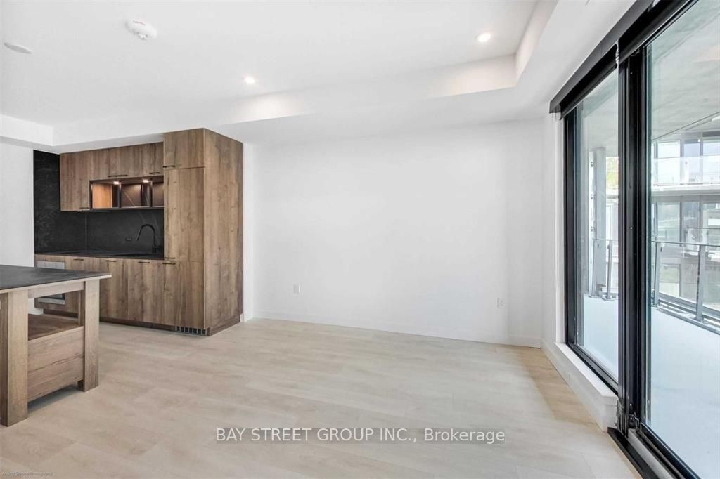 505 Richmond Street W 804, Toronto, ON M5V 0P4 photo 5