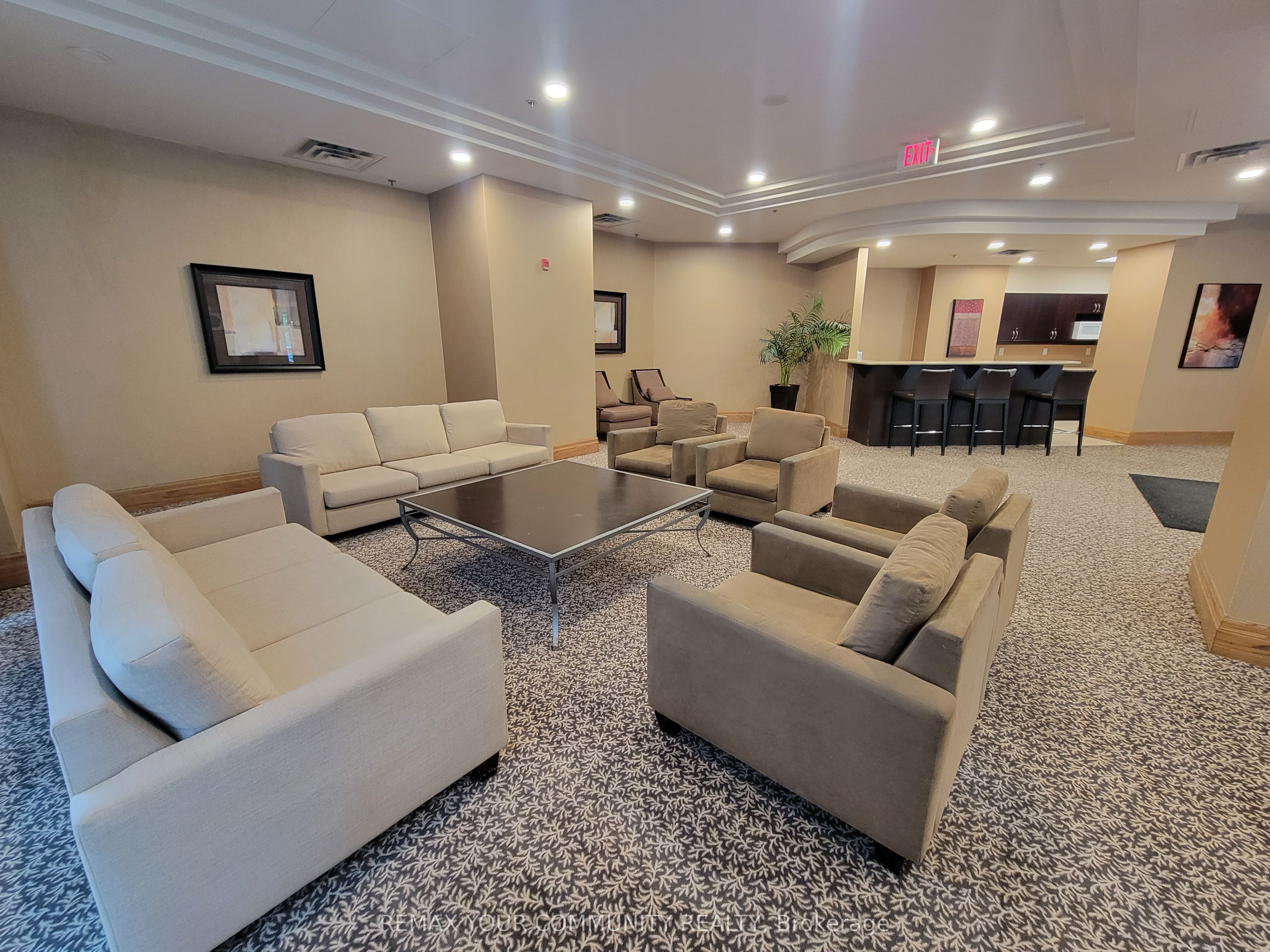 5500 Yonge Street 209, Toronto, ON M2N 7L1 photo 4
