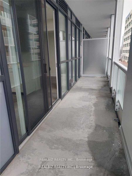 188 Fairview Mall Drive 325, Toronto, ON M2J 4T1 photo 2