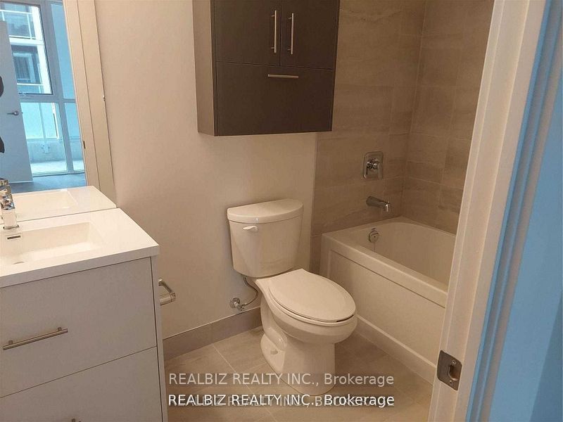 188 Fairview Mall Drive 325, Toronto, ON M2J 4T1 photo 3