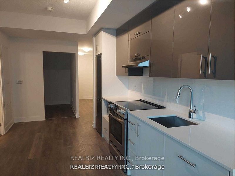 188 Fairview Mall Drive 325, Toronto, ON M2J 4T1 photo 4
