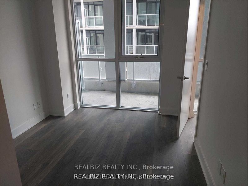 188 Fairview Mall Drive 325, Toronto, ON M2J 4T1 photo 5