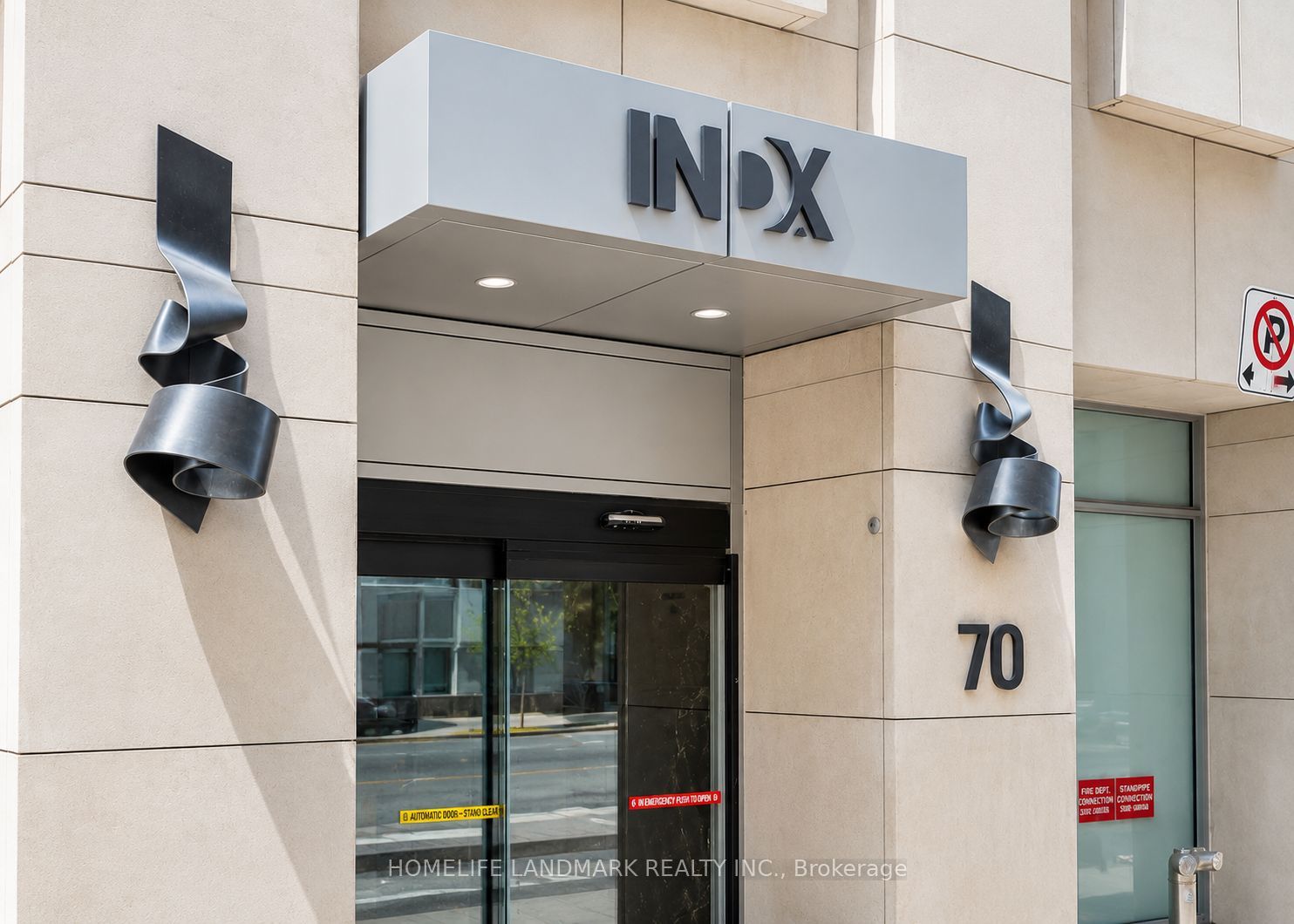 70 Temperance Street 3007, Toronto, ON M5H 4E8