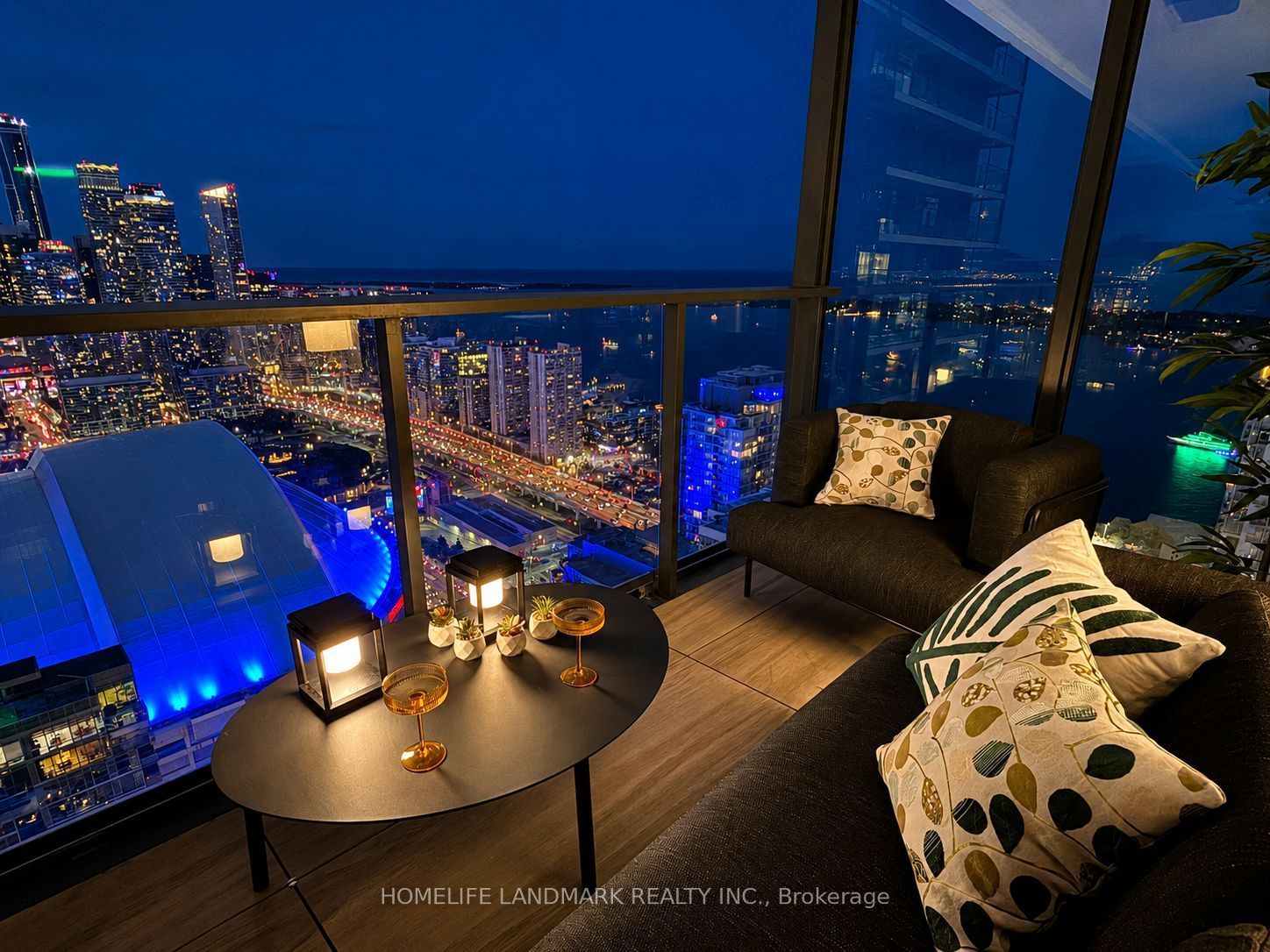 3 Concord Cityplace Way 5309, Toronto, ON M5V 0X4 photo 4