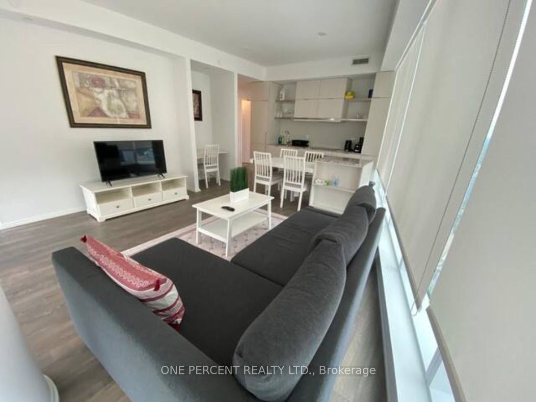 197 YONGE Street 5502, Toronto, ON M5B 1M4 photo 5