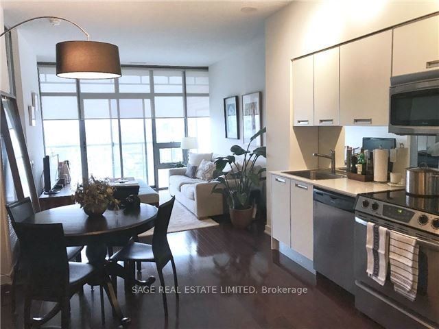33 Charles Street E 3405, Toronto, ON M4Y 0A2