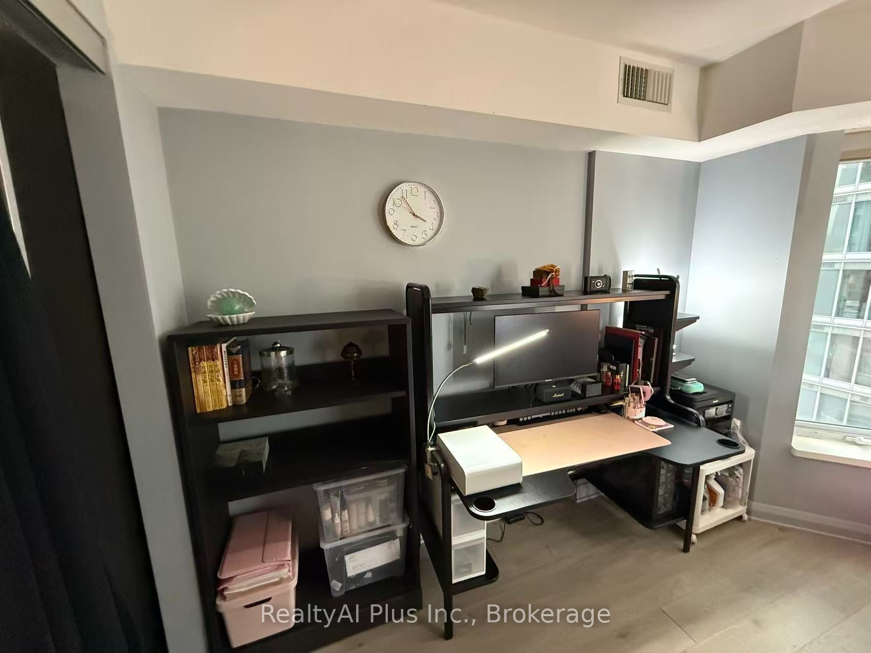 155 Yorkville Avenue 1911, Toronto, ON M5R 1C4 photo 4