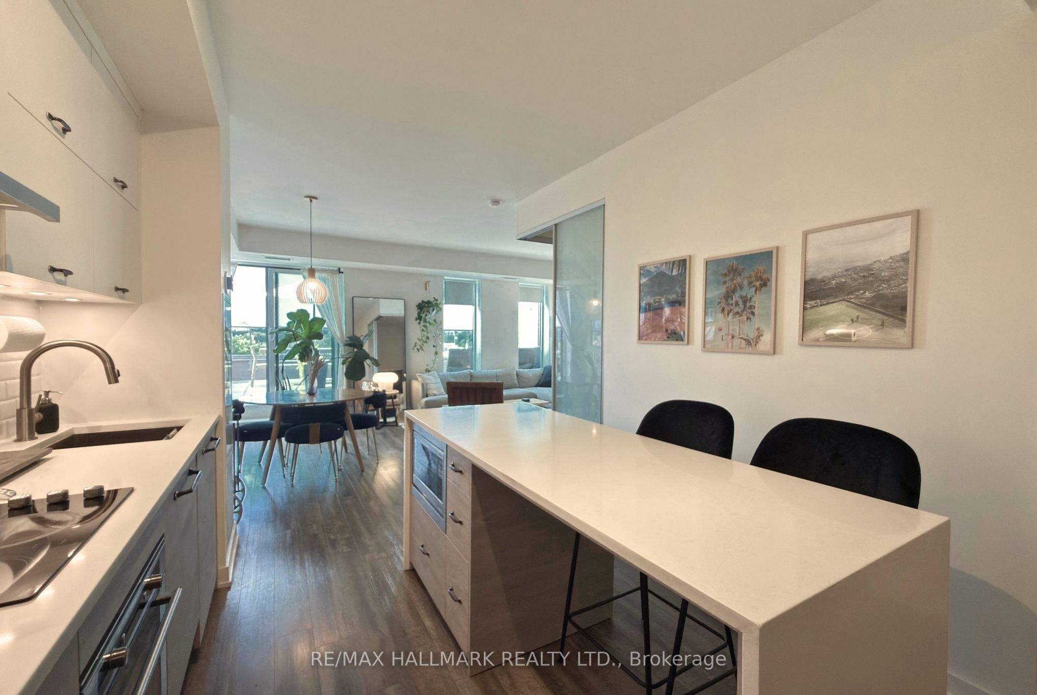 106 Dovercourt Road 614, Toronto, ON M6J 3C3 photo 2