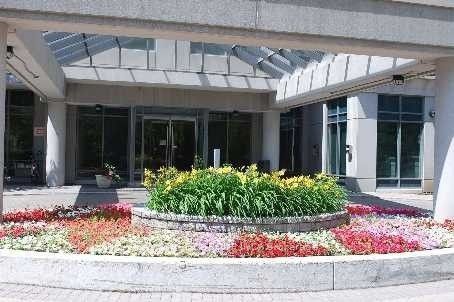 21 Hillcrest Avenue 204, Toronto, ON M2N 7K2 photo 2
