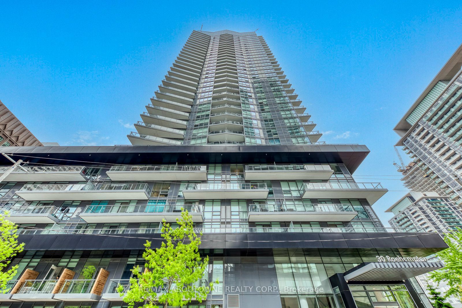 30 Roehampton Avenue 2810, Toronto, ON M4P 1R2