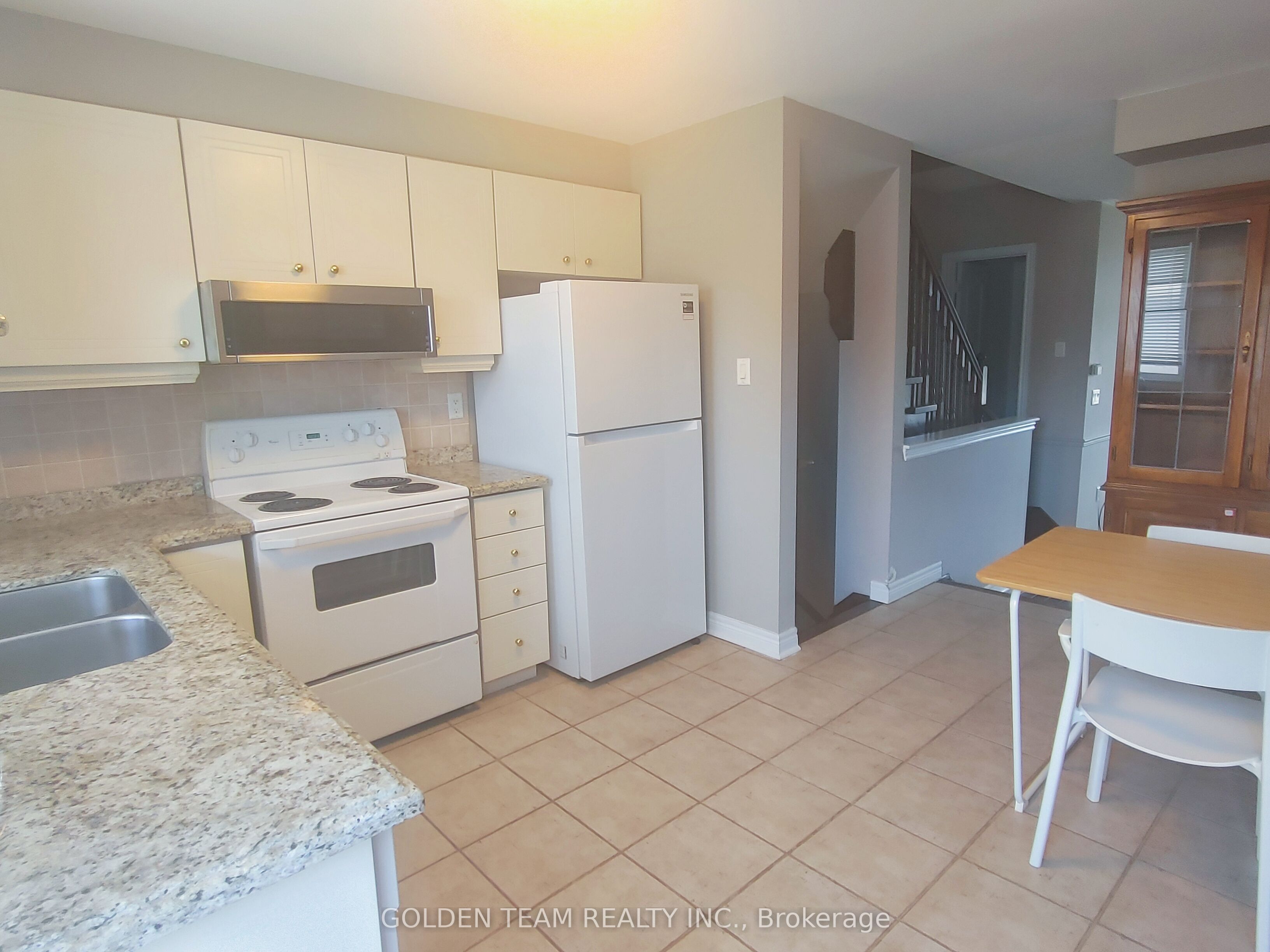 66J Finch Avenue W, Toronto, ON M2N 7A5 photo 3